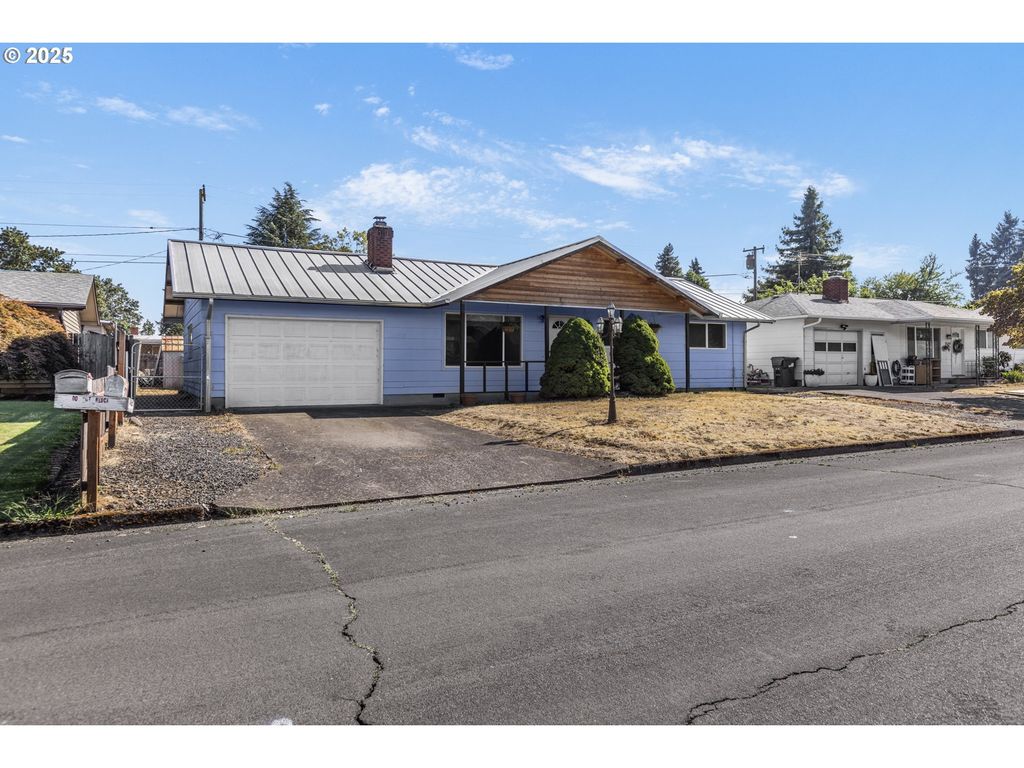 1515 W QUINALT St, Springfield, OR 97477