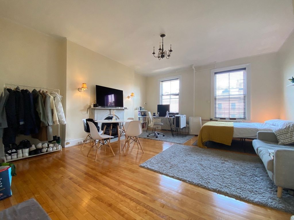 233 Beacon Street 9, Boston, MA 02116