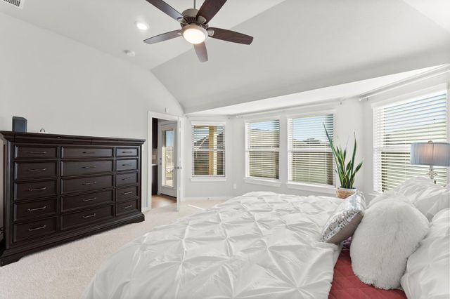 928 Gentle Moss Drive, Magnolia, TX 77354