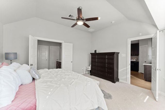 928 Gentle Moss Drive, Magnolia, TX 77354