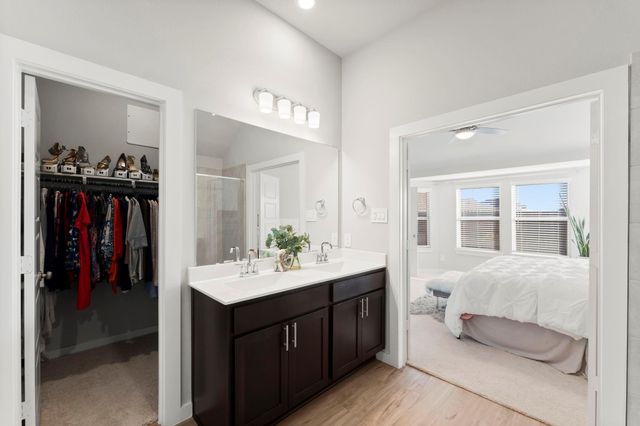 928 Gentle Moss Drive, Magnolia, TX 77354