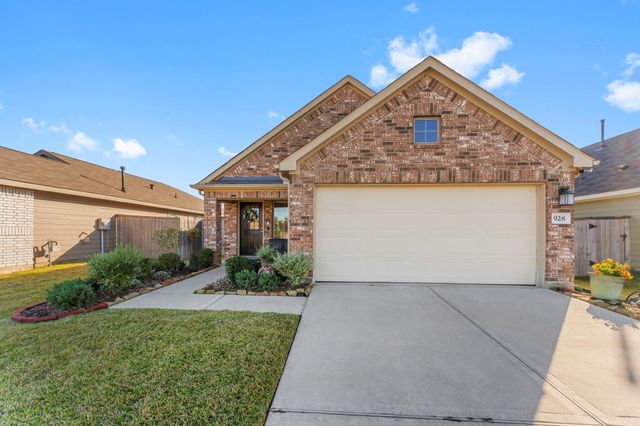 928 Gentle Moss Drive, Magnolia, TX 77354
