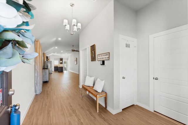 928 Gentle Moss Drive, Magnolia, TX 77354