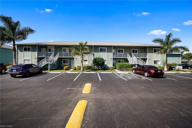 144 Cypress WAY E # 707, Naples, FL 34110