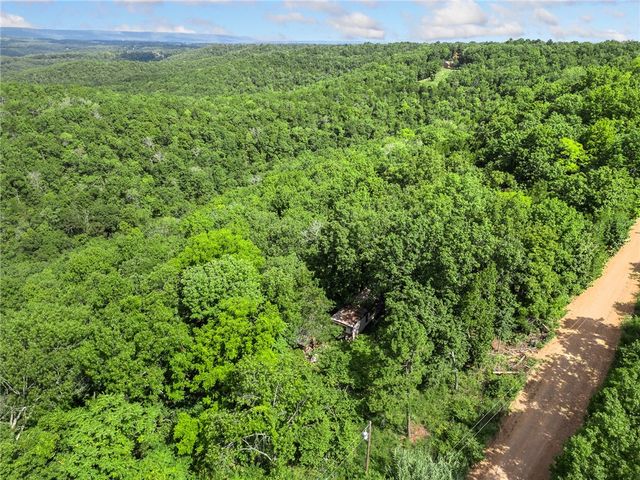 267B NC 3320, Marble Falls, AR 72648