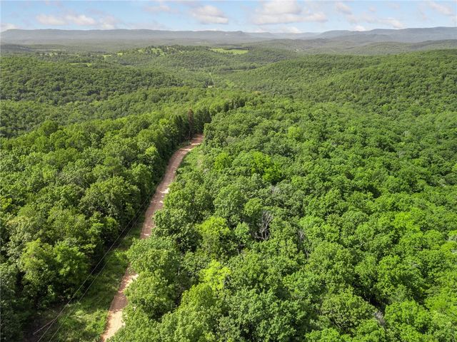 267B NC 3320, Marble Falls, AR 72648