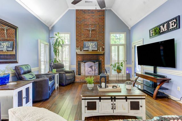 1614 WAYSIDE CV, Memphis, TN 38016