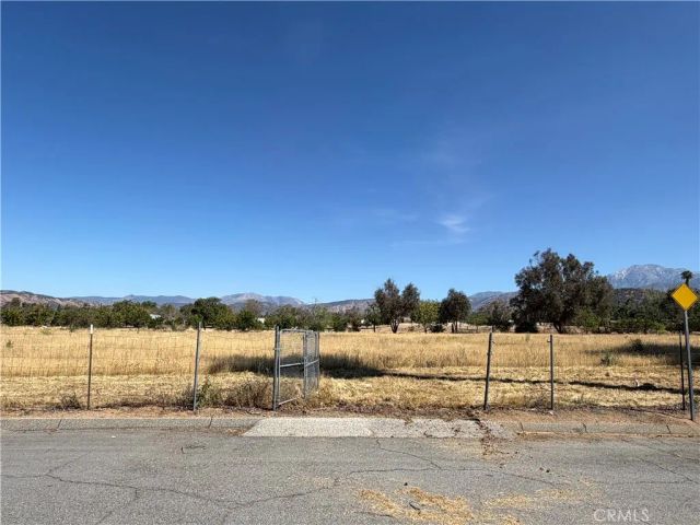 35392 Mountain View, Yucaipa, CA 92399