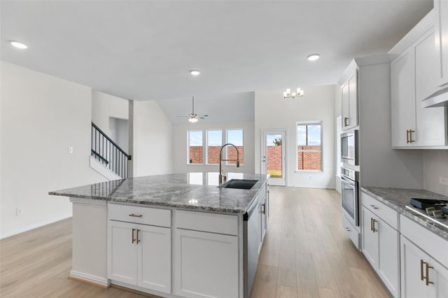 16619 Villa Del Luna Lane, Friendswood, TX 77546