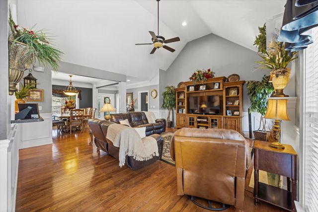 25 Golden Pond Lane, Ringgold, GA 30736