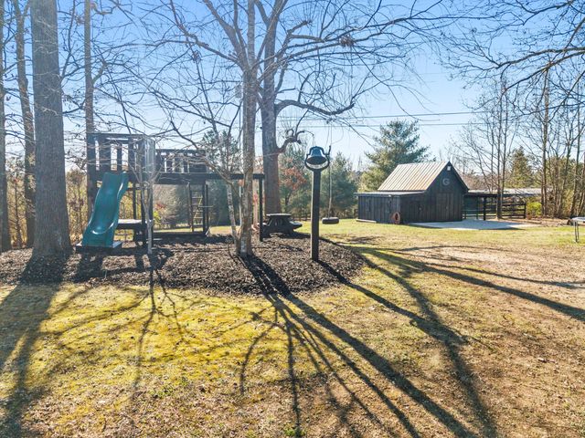 25 Golden Pond Lane, Ringgold, GA 30736