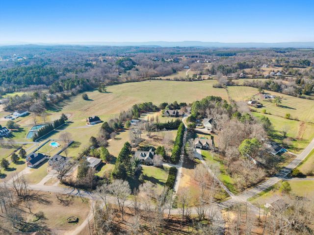 25 Golden Pond Lane, Ringgold, GA 30736