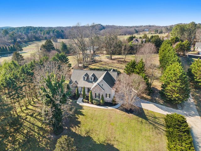 25 Golden Pond Lane, Ringgold, GA 30736