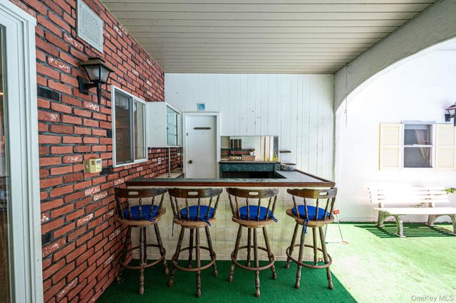 1520 Meday Avenue, Mattituck, NY 11952