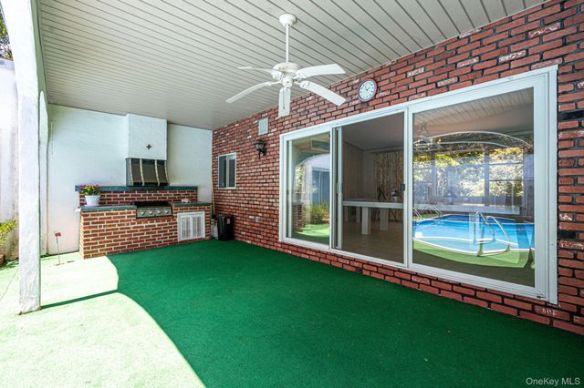 1520 Meday Avenue, Mattituck, NY 11952