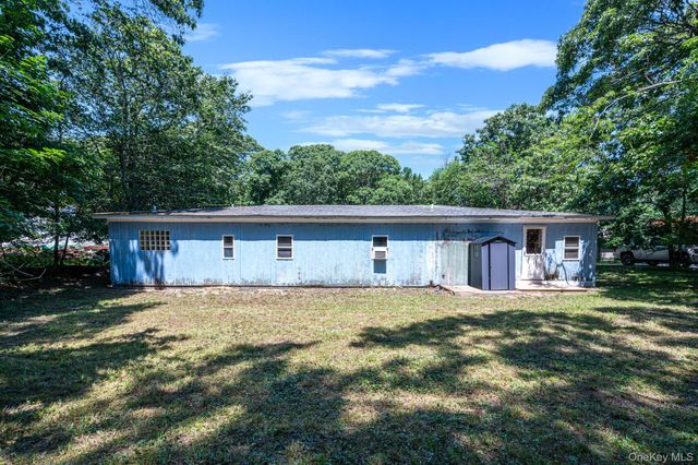 1520 Meday Avenue, Mattituck, NY 11952