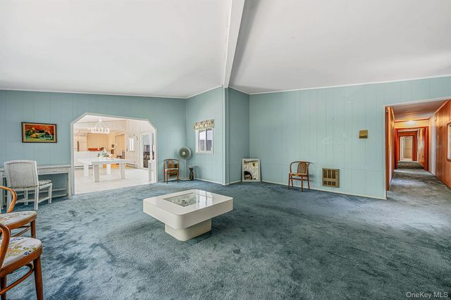 1520 Meday Avenue, Mattituck, NY 11952