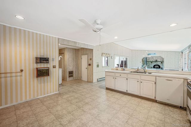 1520 Meday Avenue, Mattituck, NY 11952