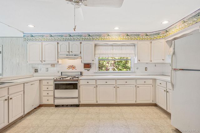 1520 Meday Avenue, Mattituck, NY 11952