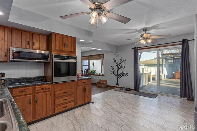 1512 N Harrison Street, Litchfield, IL 62056