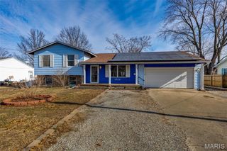 1512 N Harrison Street, Litchfield, IL 62056
