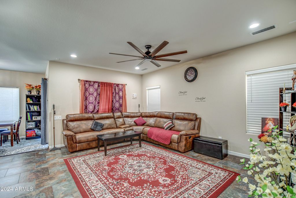 2015 W DAVIS Road, Phoenix, AZ 85023 — photo 3
