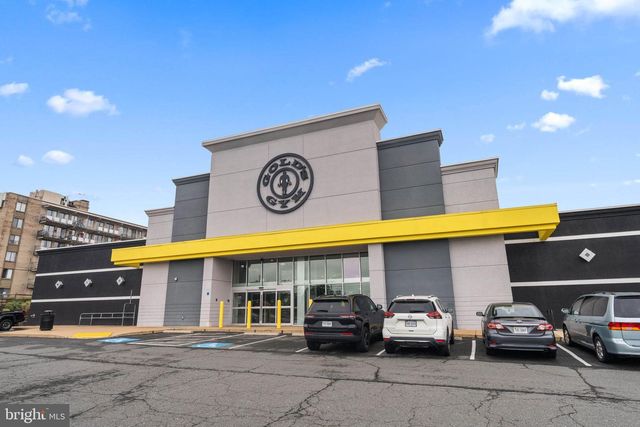 668 S ILLINOIS ST, Arlington, VA 22204