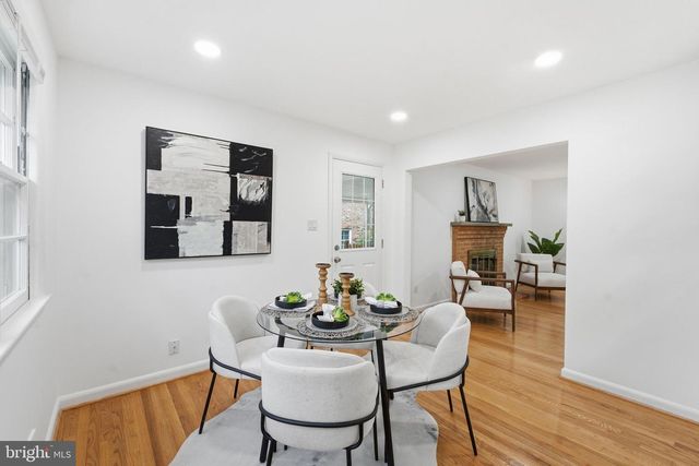 668 S ILLINOIS ST, Arlington, VA 22204