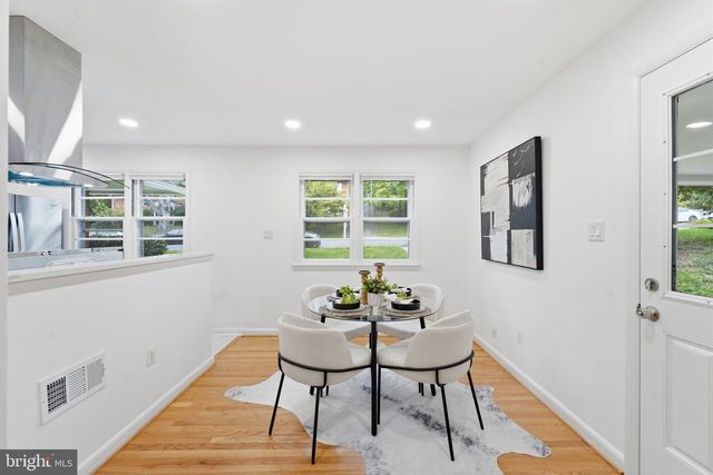 668 S ILLINOIS ST, Arlington, VA 22204