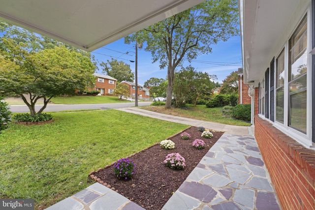 668 S ILLINOIS ST, Arlington, VA 22204