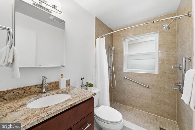 668 S ILLINOIS ST, Arlington, VA 22204