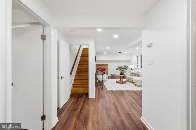 668 S ILLINOIS ST, Arlington, VA 22204