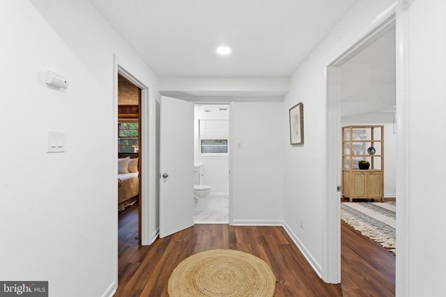 668 S ILLINOIS ST, Arlington, VA 22204