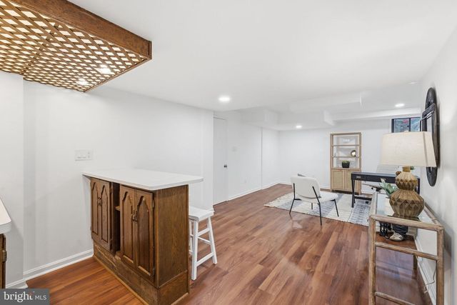 668 S ILLINOIS ST, Arlington, VA 22204
