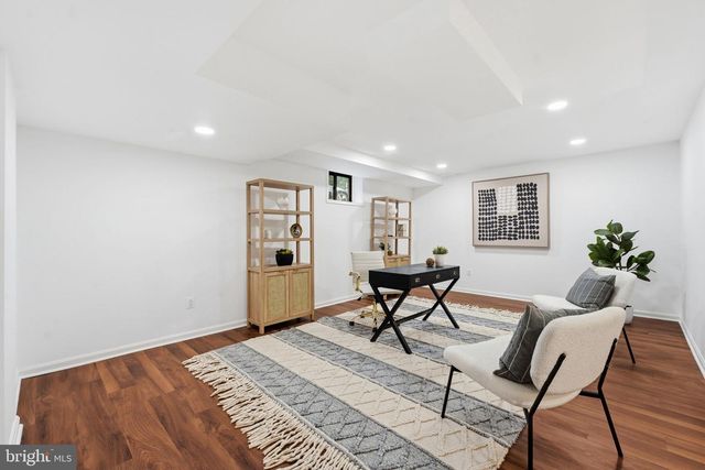 668 S ILLINOIS ST, Arlington, VA 22204