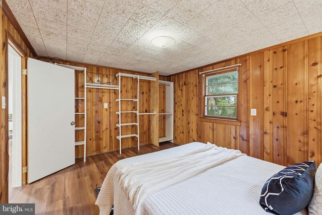 668 S ILLINOIS ST, Arlington, VA 22204