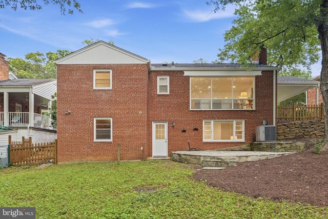 668 S ILLINOIS ST, Arlington, VA 22204