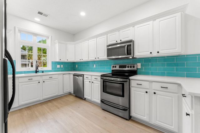 618 5th Ave. S, North Myrtle Beach, SC 29582