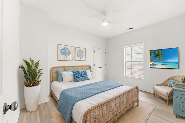618 5th Ave. S, North Myrtle Beach, SC 29582
