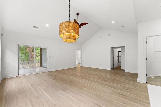 618 5th Ave. S, North Myrtle Beach, SC 29582