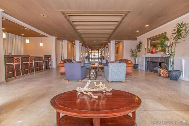 1855 Diamond St 5-124, San Diego, CA 92109