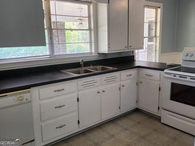 591 Welcome Road, Newnan, GA 30263