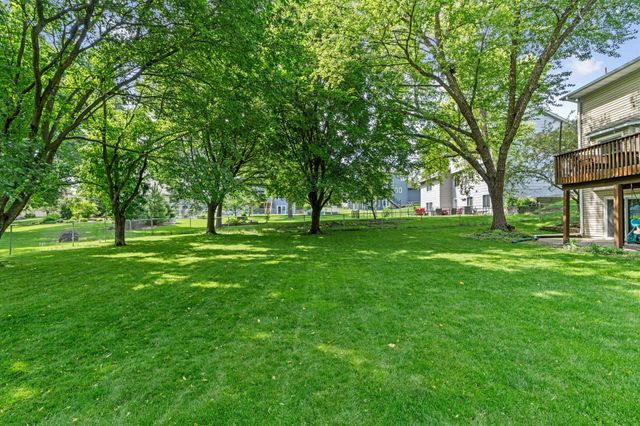4770 Yorktown Lane N, Plymouth, MN 55442