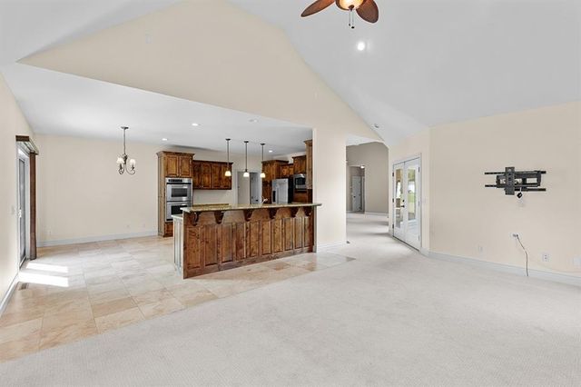 110 Crestwood Estates, Pittsburg, KS 66762