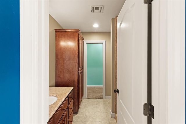 110 Crestwood Estates, Pittsburg, KS 66762