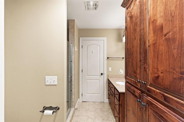 110 Crestwood Estates, Pittsburg, KS 66762