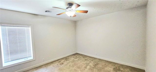 110 Crestwood Estates, Pittsburg, KS 66762