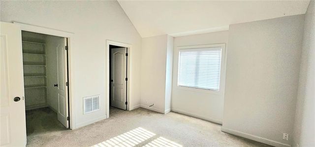 110 Crestwood Estates, Pittsburg, KS 66762