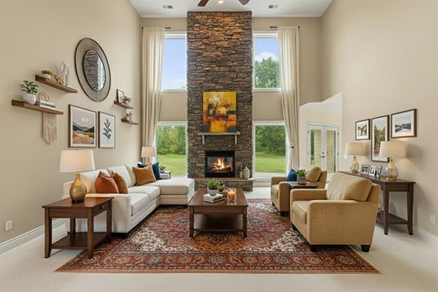 110 Crestwood Estates, Pittsburg, KS 66762