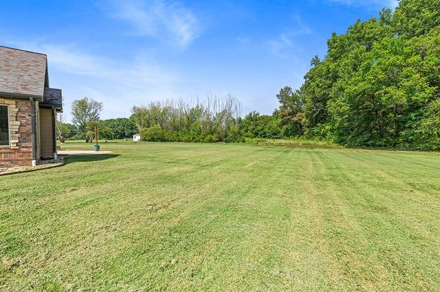 110 Crestwood Estates, Pittsburg, KS 66762